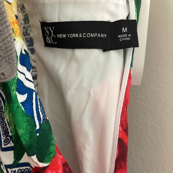 NY&Co Italy inspired dress - Picture 5 of 7